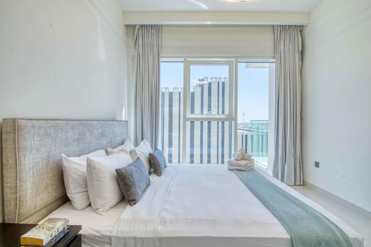 Image 1 of Exquisite 2BR Apartment in Emaar Beachfront