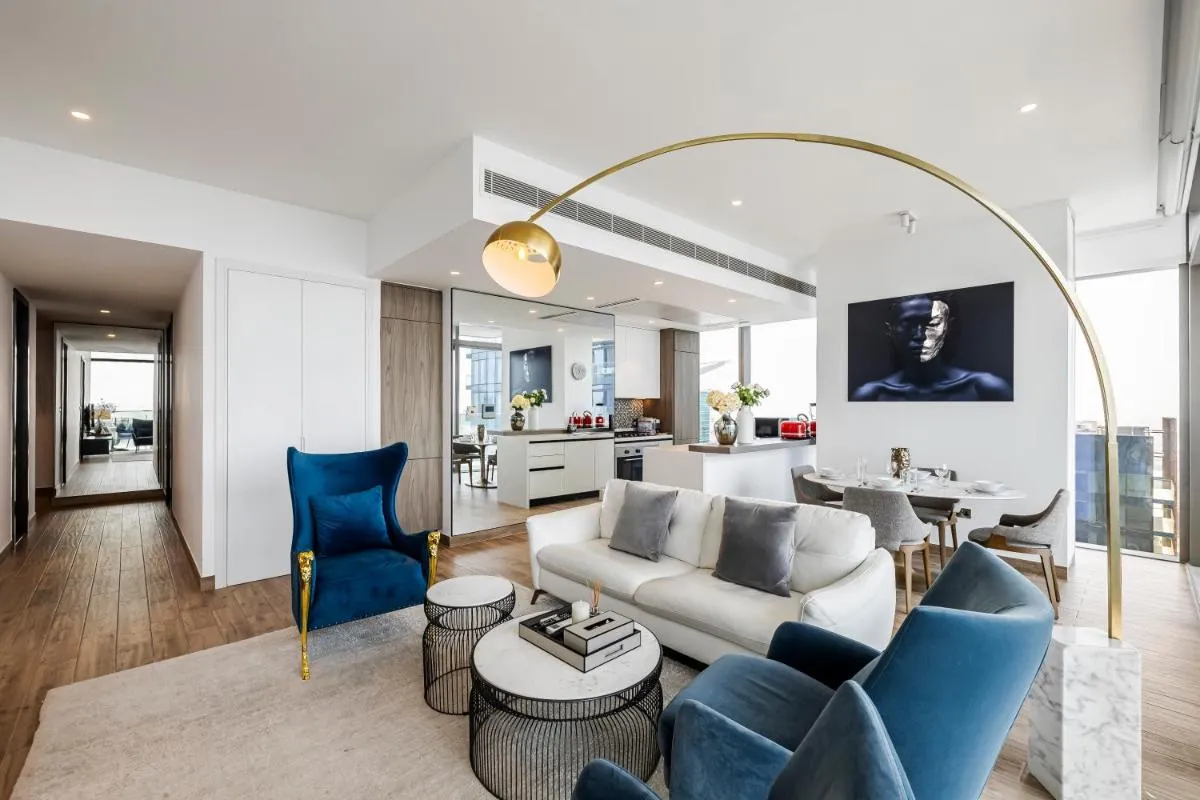 Image 1 of Fantastic 2Beds High Floor Marina Gate 3