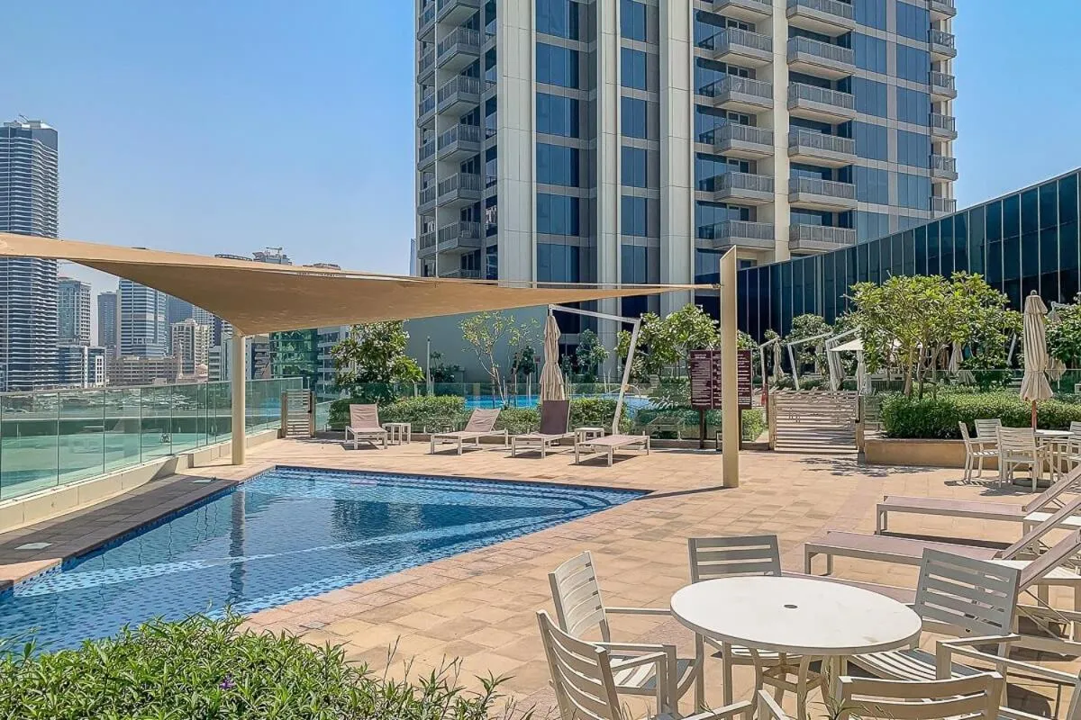 Image 3 of Frank Porter – 5242 EMAAR Tower