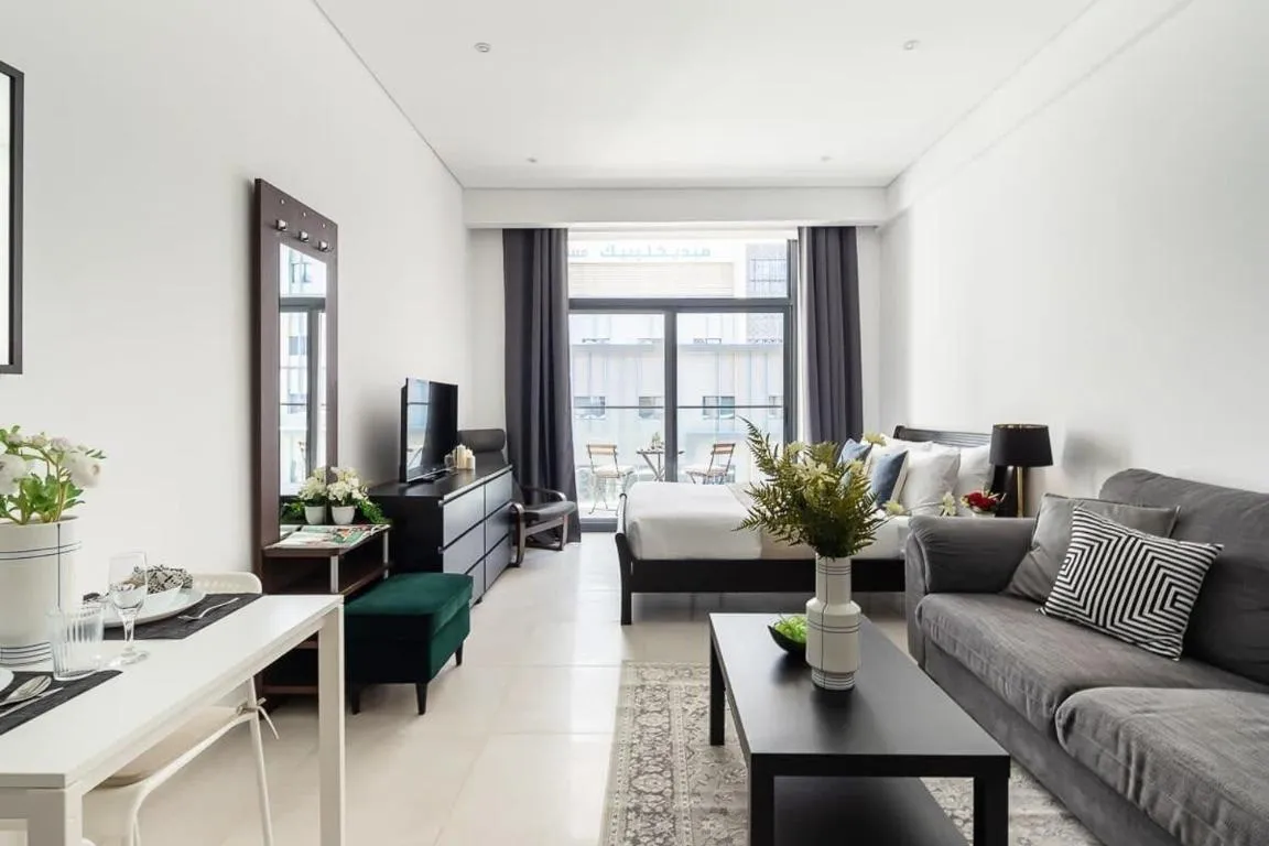 Image of Frank Porter – Divine Residences