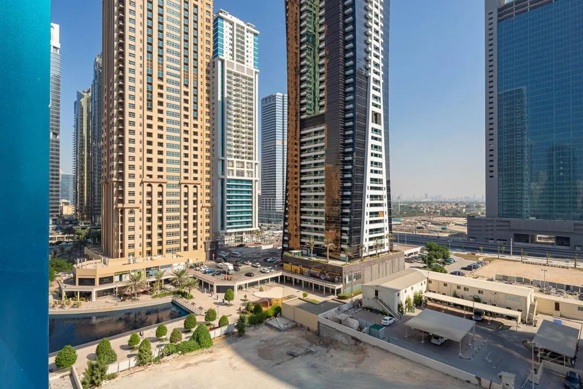 Image 6 of Frank Porter – MBL Residence