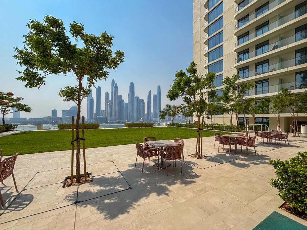 Image 6 of Frank Porter – Marina Vista Tower 2
