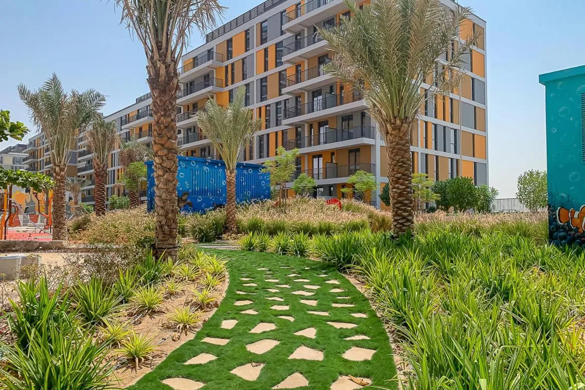 Image 6 of Frank Porter – Noor 3 Midtown