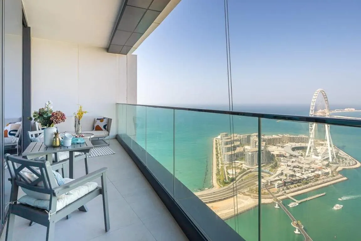 Image of Frank Porter – The Address JBR