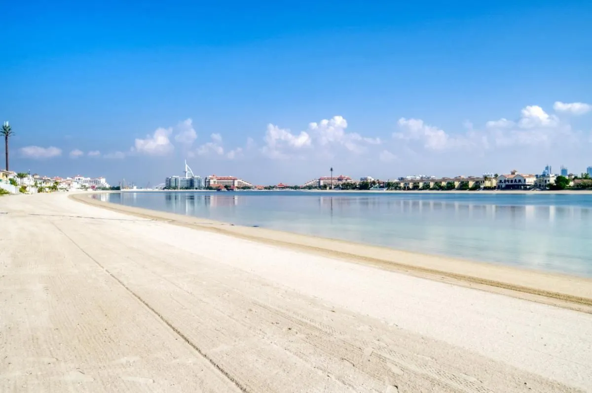 Image 6 of Frond D, Beach Front Villa, Palm Jumeirah – Mint Stay