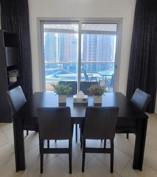 Image 5 of Full Marina View 2BR Luxury Apartment