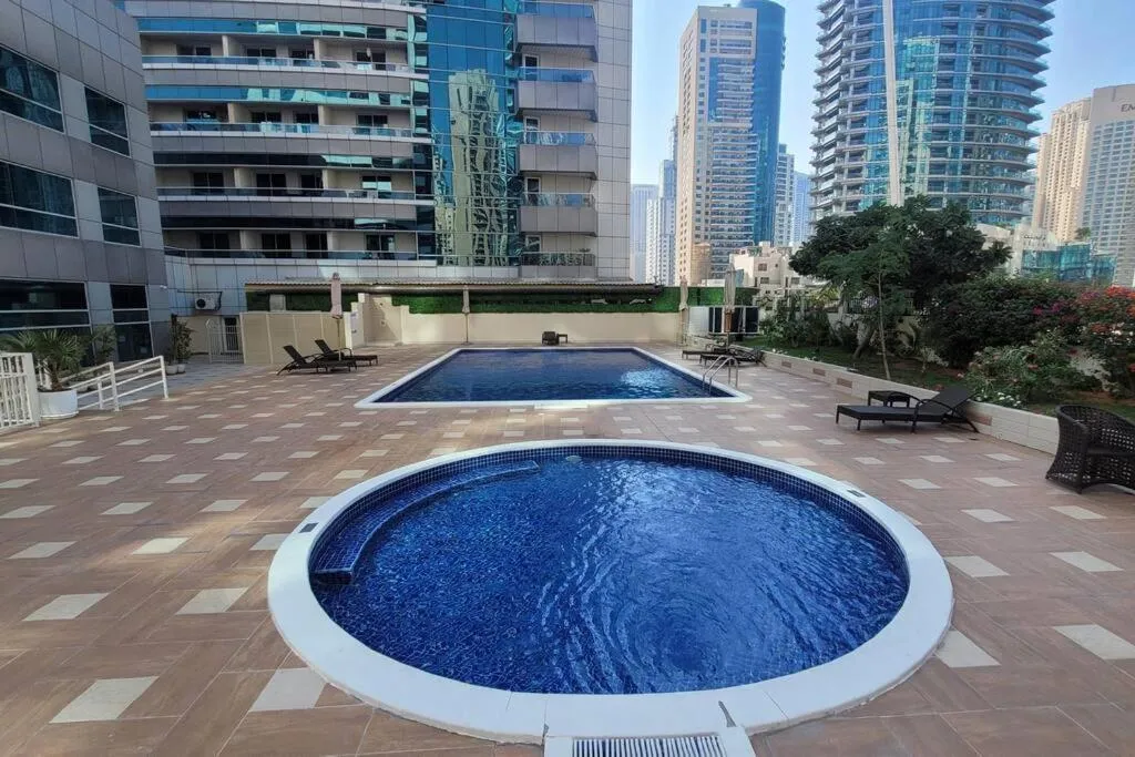 Image 1 of Full Marina View 2BR Luxury Apartment
