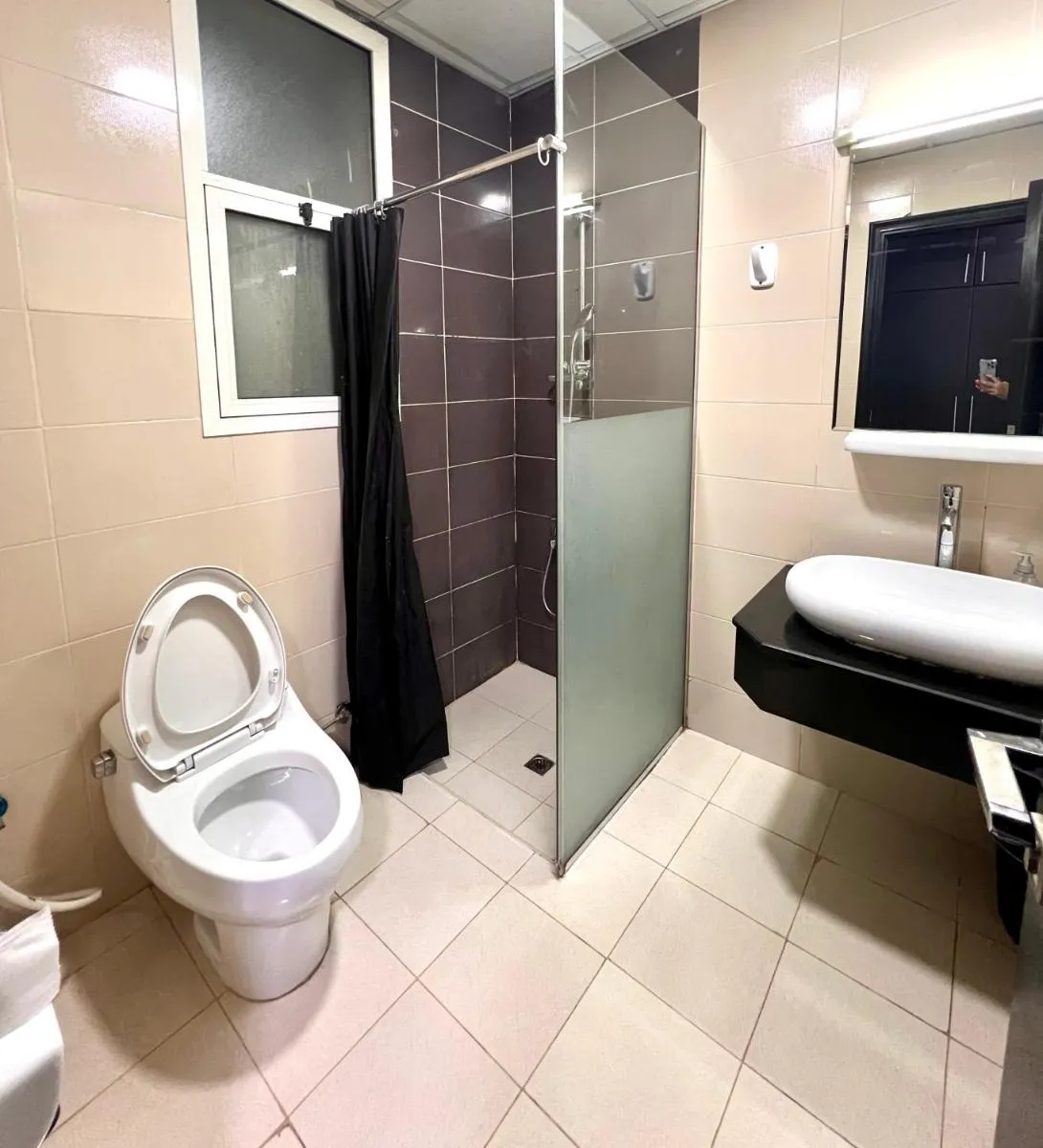 Image 2 of Furnished Studio Apartment in Marina