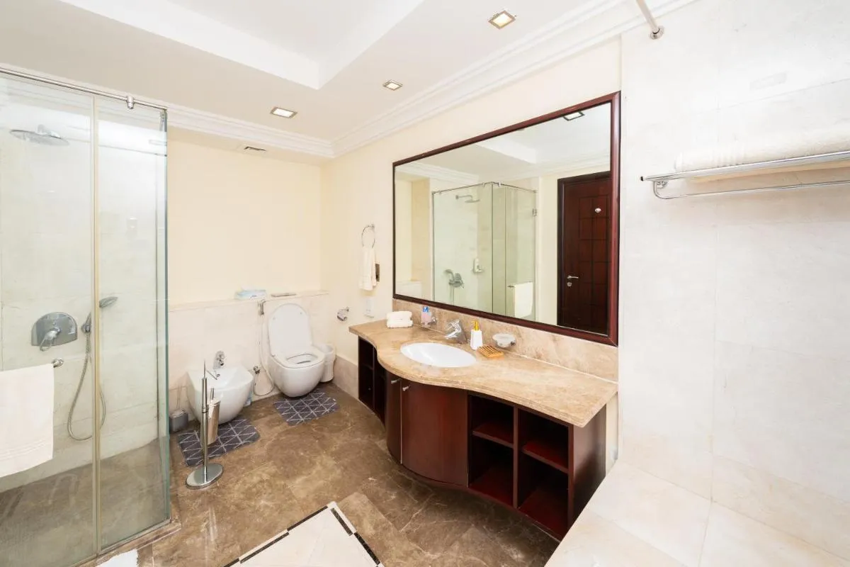 Image 2 of Grandeur Resort Palm Jumeirah Beachfront & Pool
