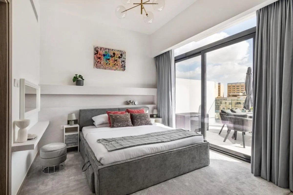 Image 3 of Guestready – Grey Pearl with Big Balcony