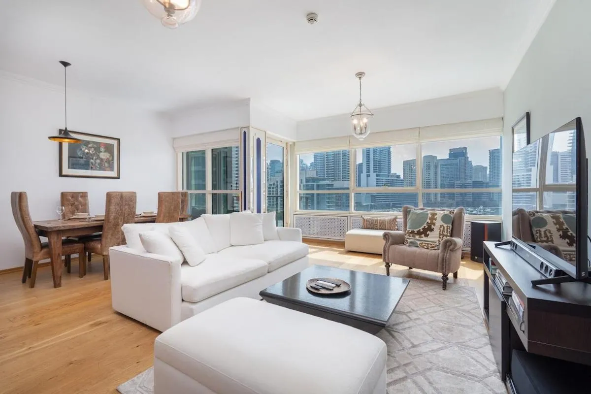 Image 3 of Hey I’m a 1 bed flat in Marina