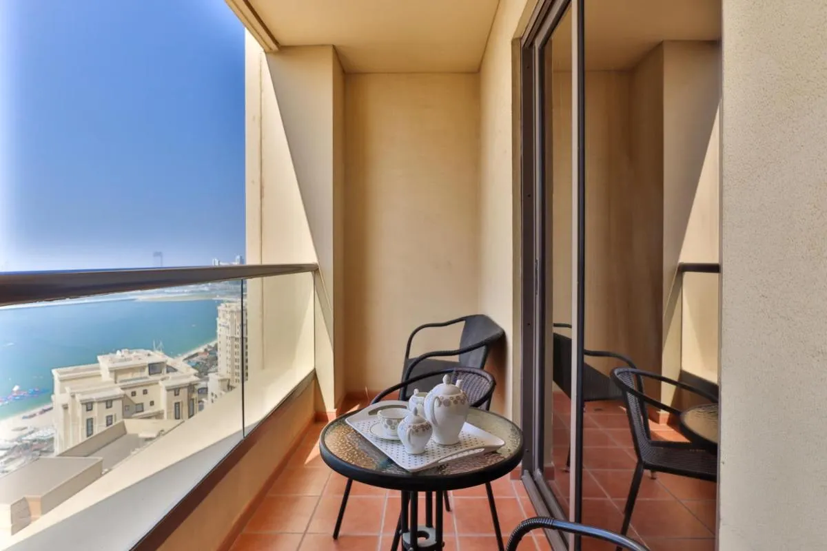 Image 4 of HiGuests – Amazing Sea Views from this 2BR Apt in JBR