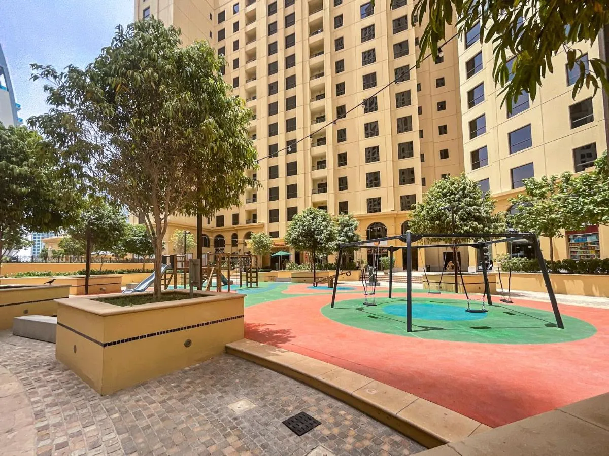 Image 6 of HiGuests – Amazing Sea Views from this 2BR Apt in JBR