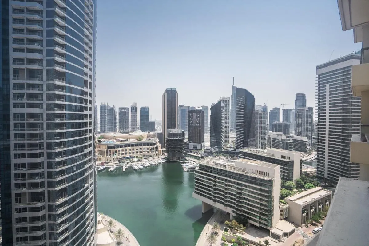 Image 6 of HiGuests – Artistic Waterfront Apt, Perfect for Beach Lovers