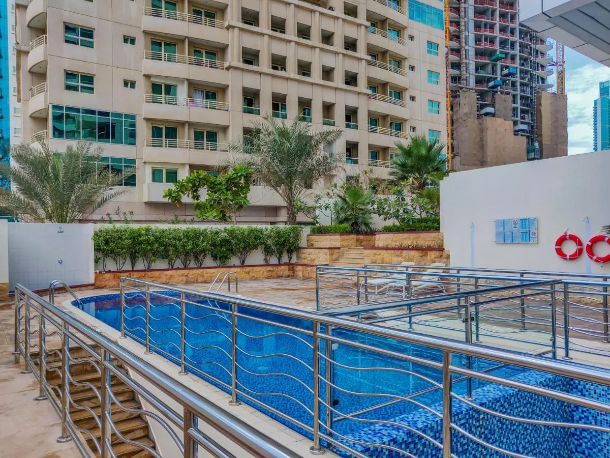 Image 3 of HiGuests – Deluxe Apt With Incredible Panoramic Marina Views