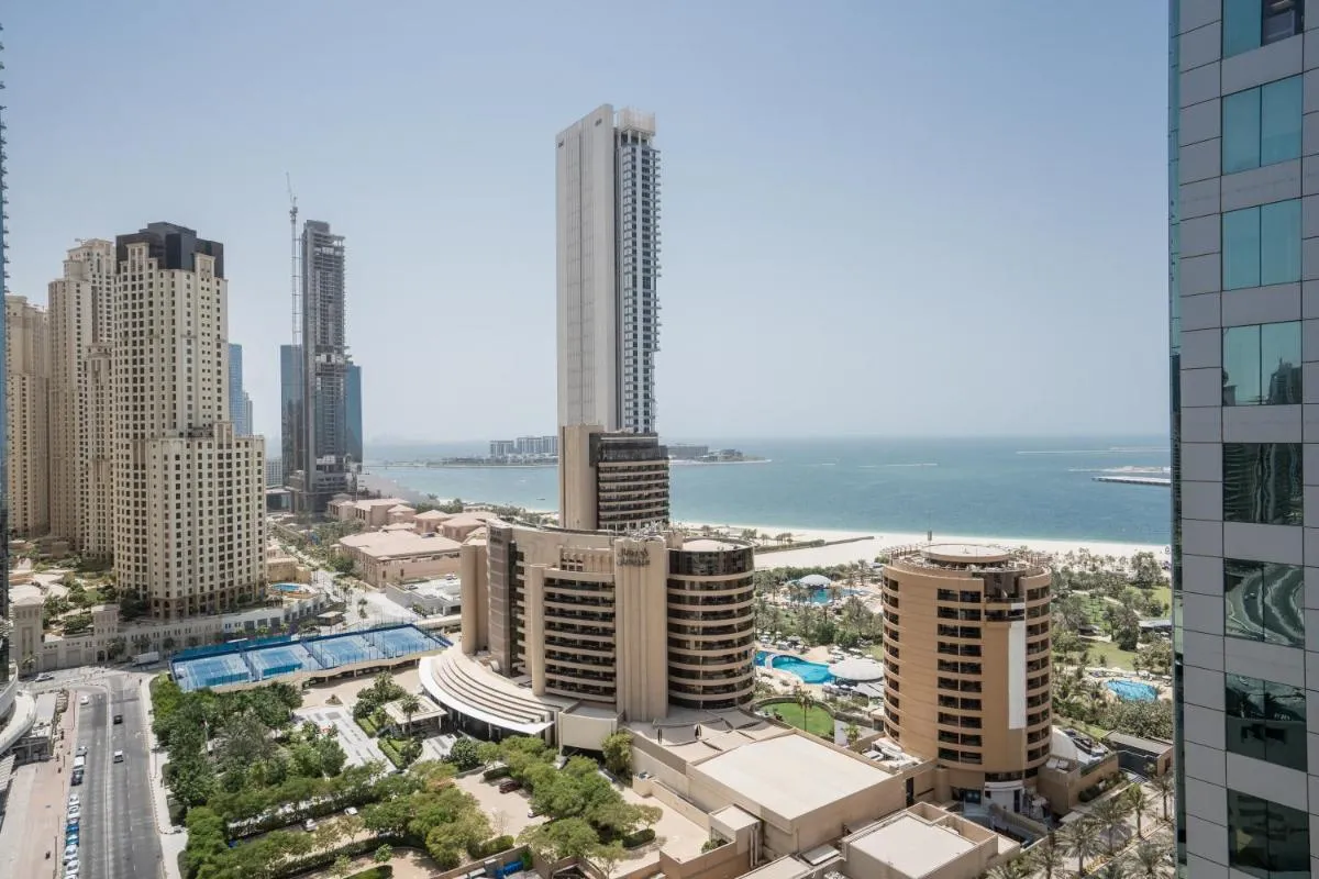 Image 6 of HiGuests – Exceptional Apt with Furnished Terrace By the Sea