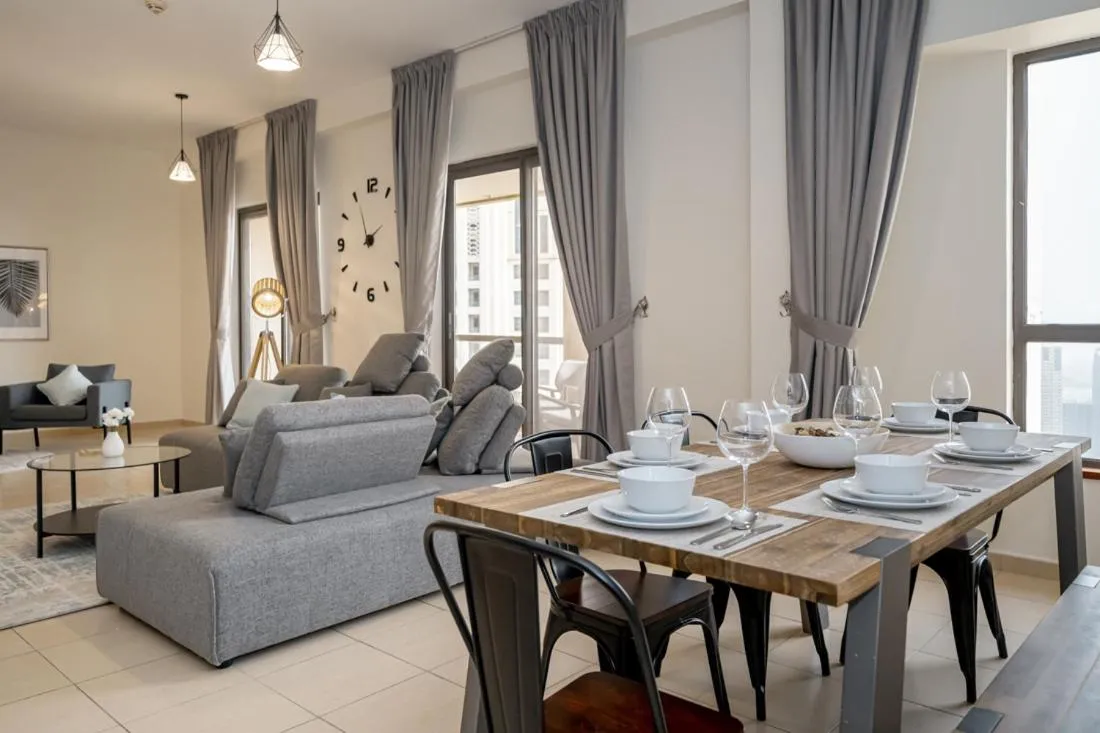 Image 4 of HiGuests – Fancy 1BR Apt With Aerial Marina Views in JBR