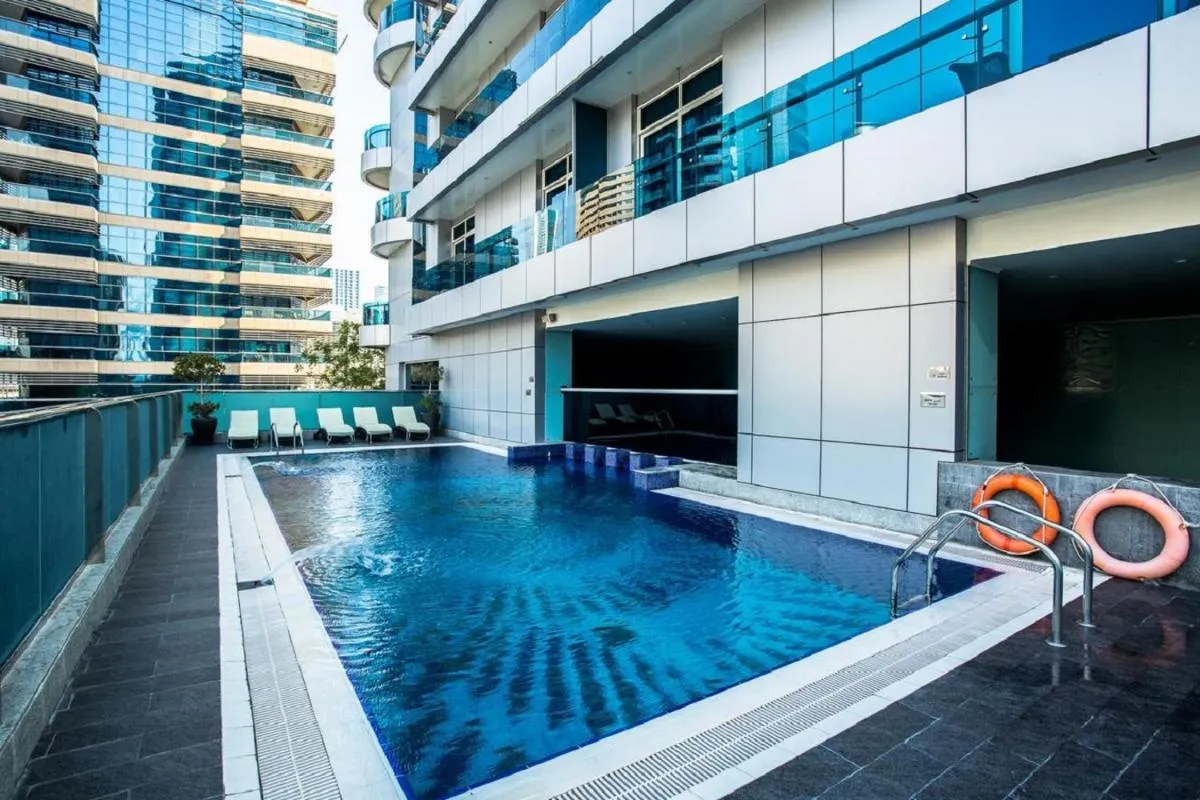 Image 3 of HiGuests – Spacious 1BR in Dubai Marina With Amazing Views