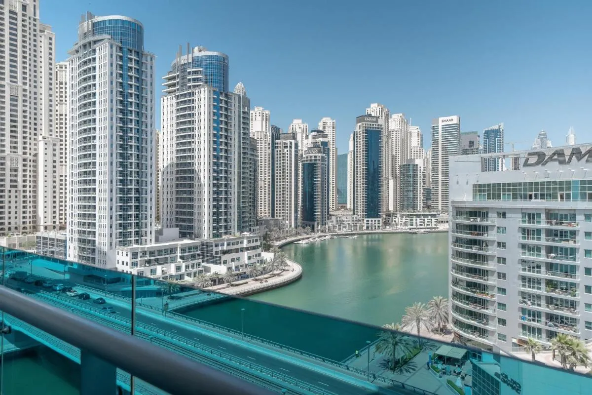 Image 6 of HiGuests – Spacious 1BR in Dubai Marina With Amazing Views