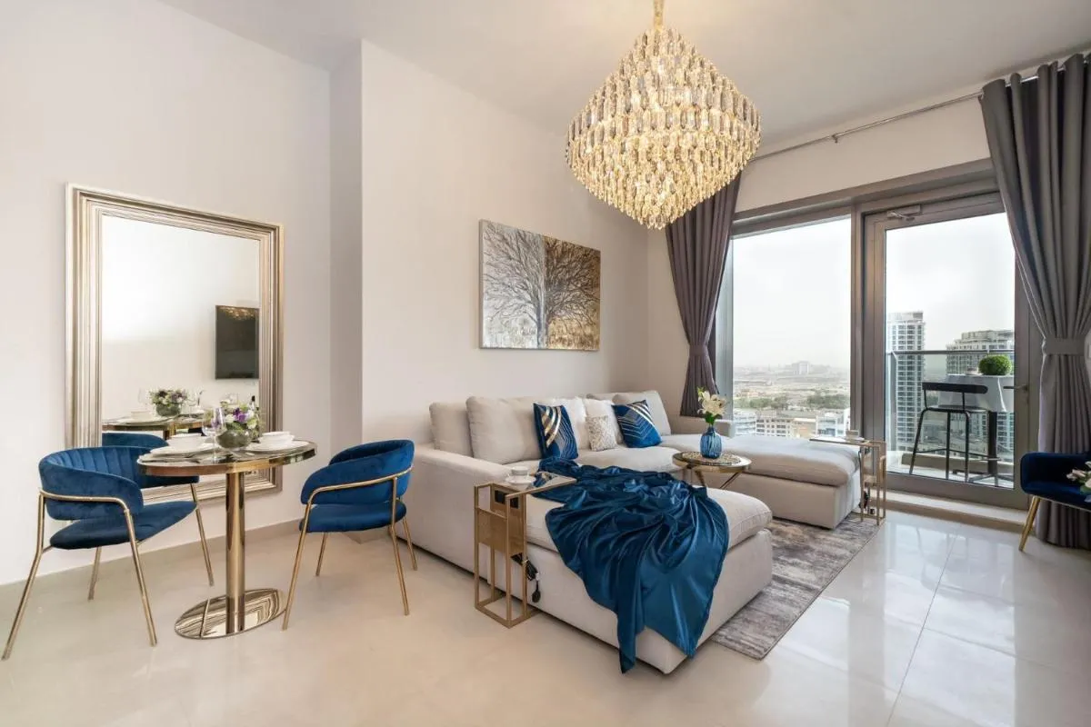 Image 5 of HiGuests – Spacious Apt for 5 With Spectacular Marina Views