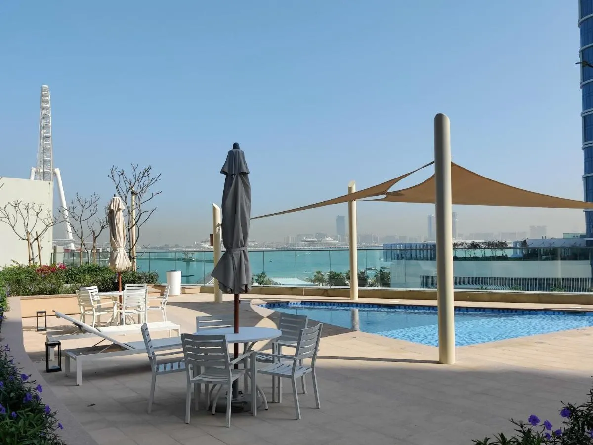 Image 6 of HiGuests – Waterfront Luxe Apt with Bluewaters Island Views