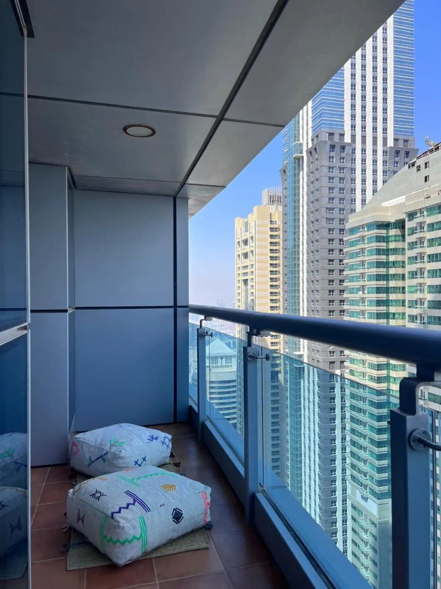 Image 6 of High floor marina view apartment