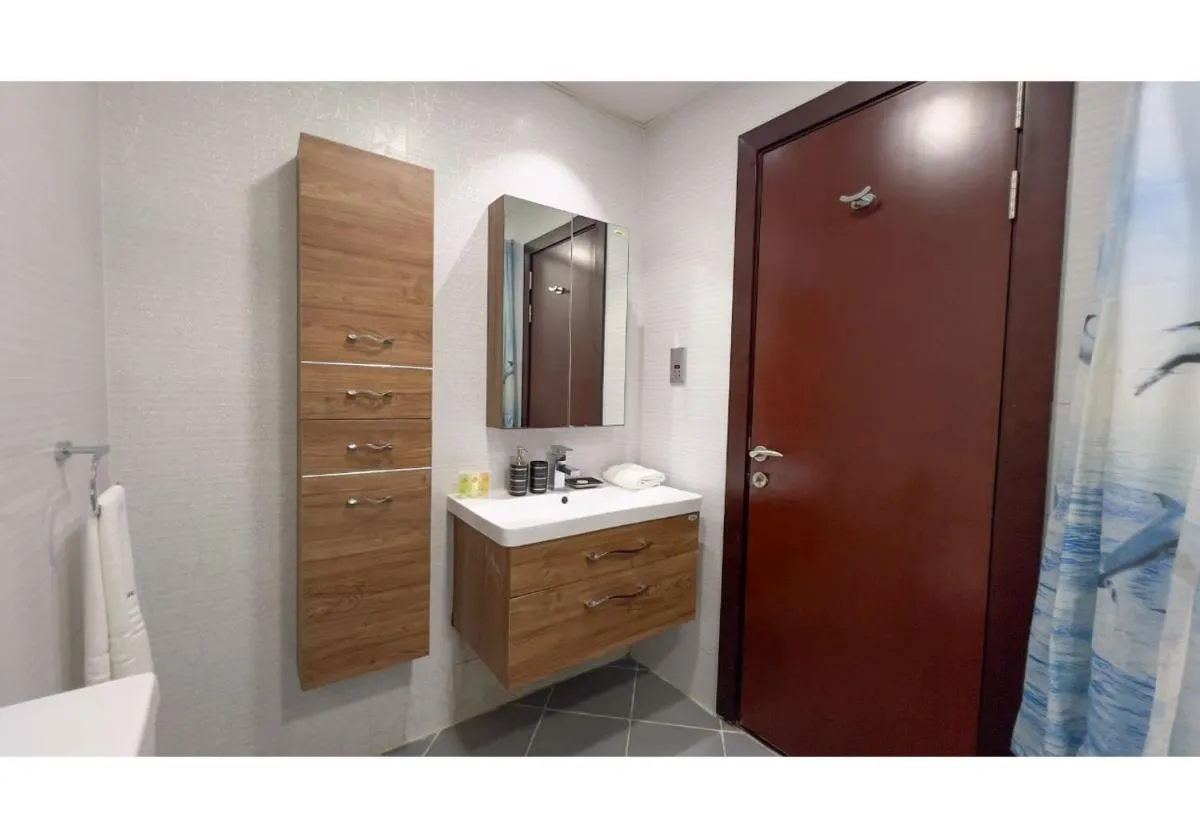 Image 2 of HomesGetaway-Cozy Studio in Glitz 1 by Danube