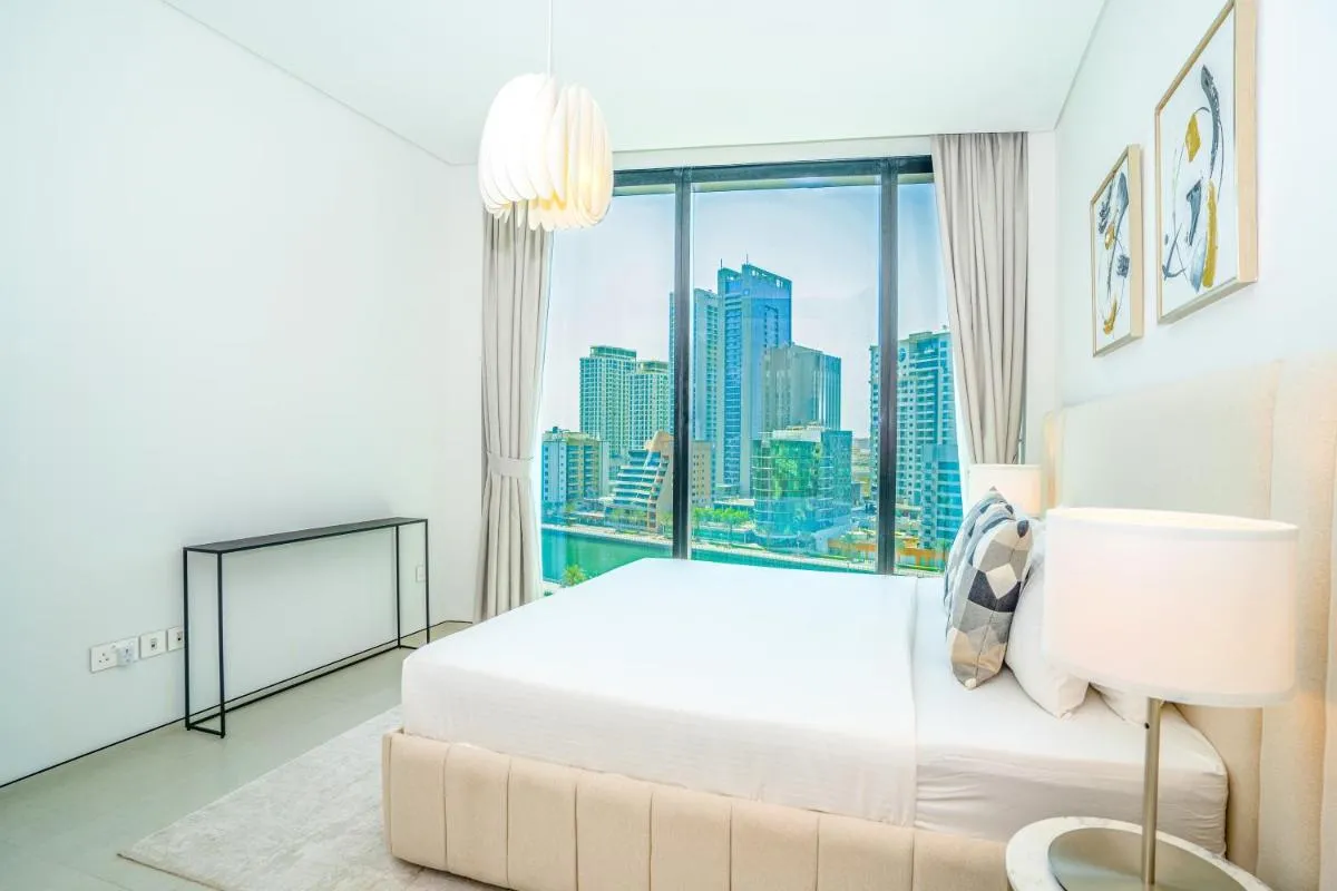 Image 1 of HomesGetaway – Modern 1 Bedroom in JBR The Address
