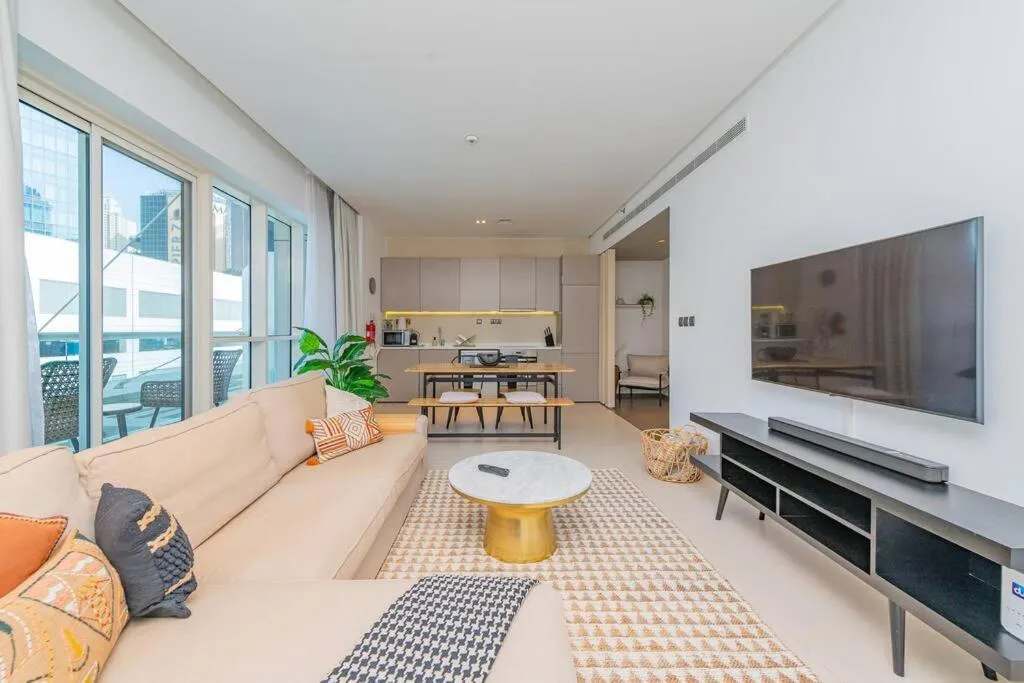 Image 4 of Incredible stay in the Marina with Balcony & View