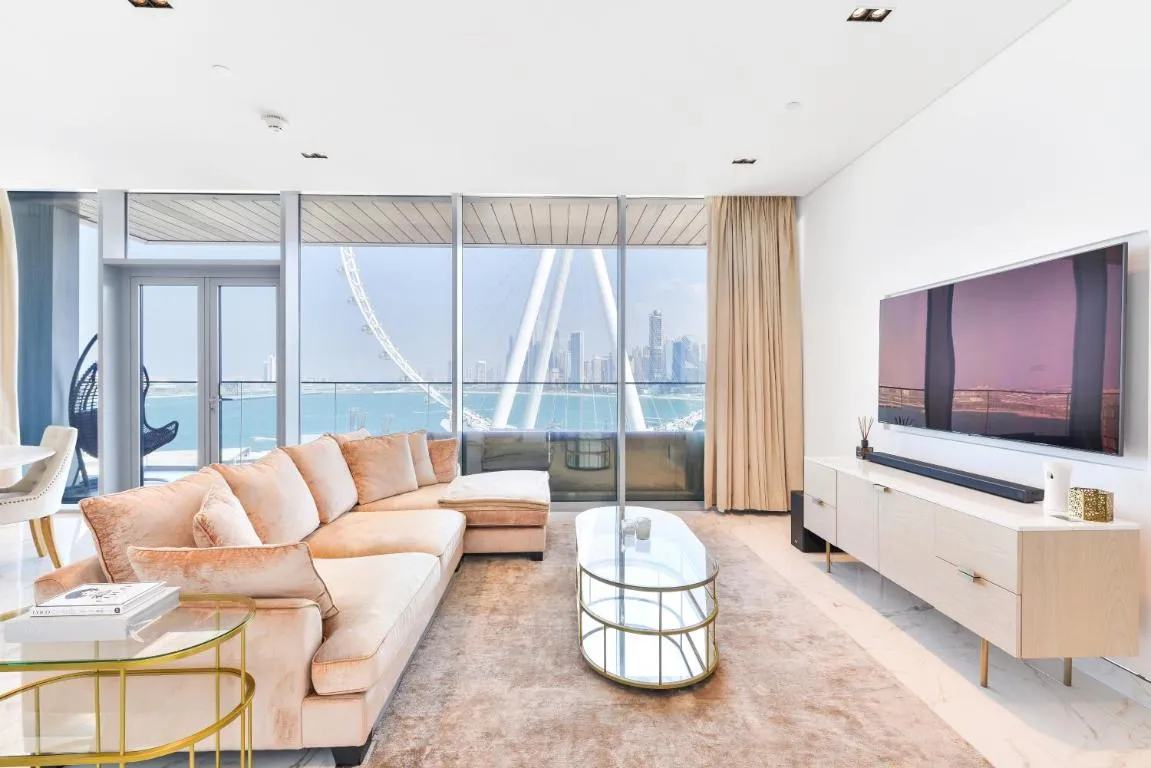 Image of Island Paradise – Stylish 2BR on Bluewaters Island