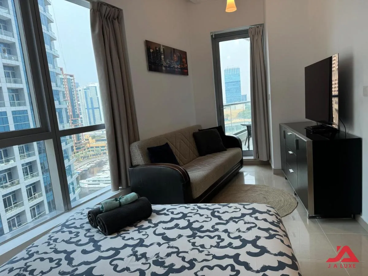 Image 5 of J A LUXE Cozy Marina View Studio in Dubai
