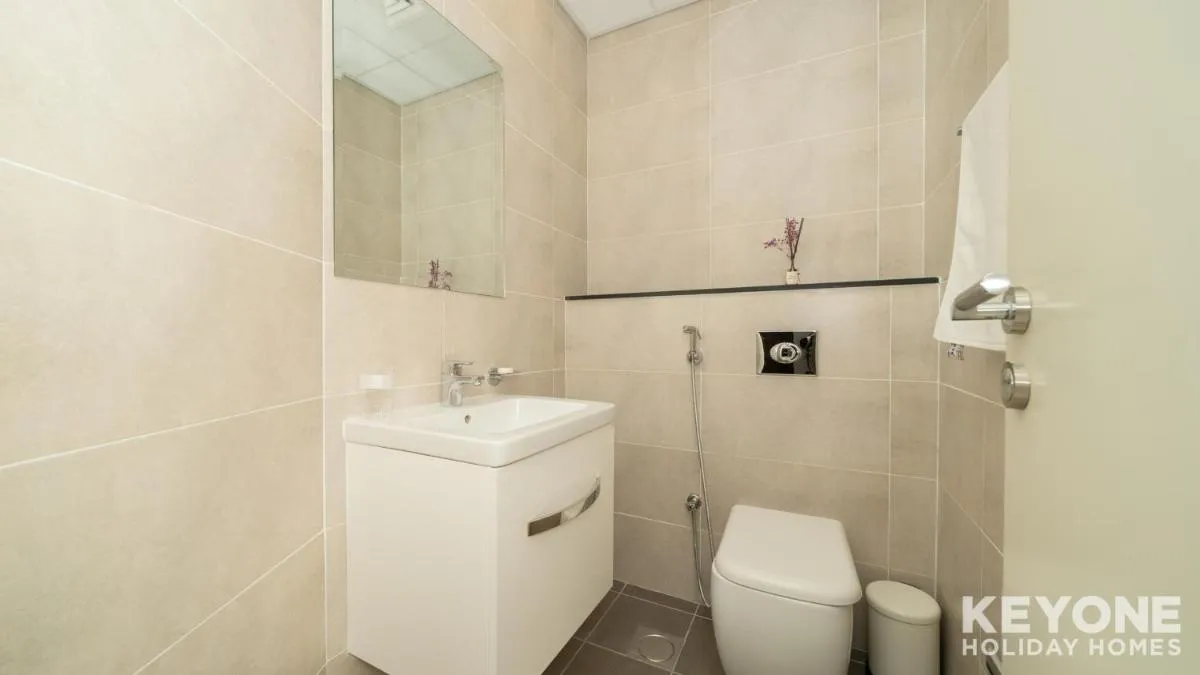 Image 2 of KeyOne – 1BR in Carson Tower