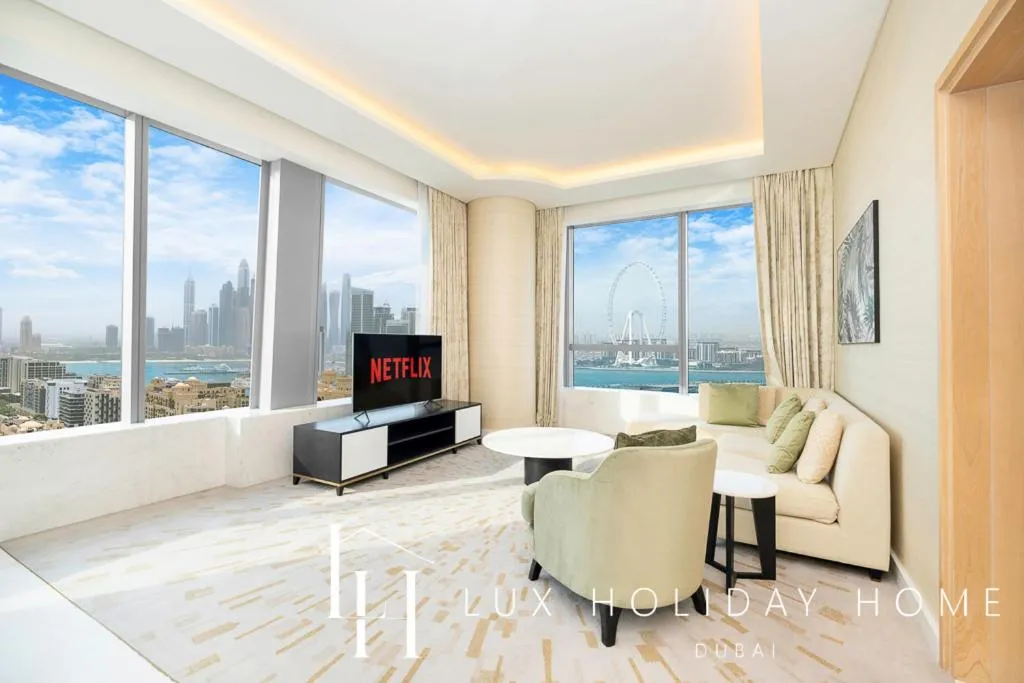 Image of LUX Iconic Views at The Palm Tower Suite 2