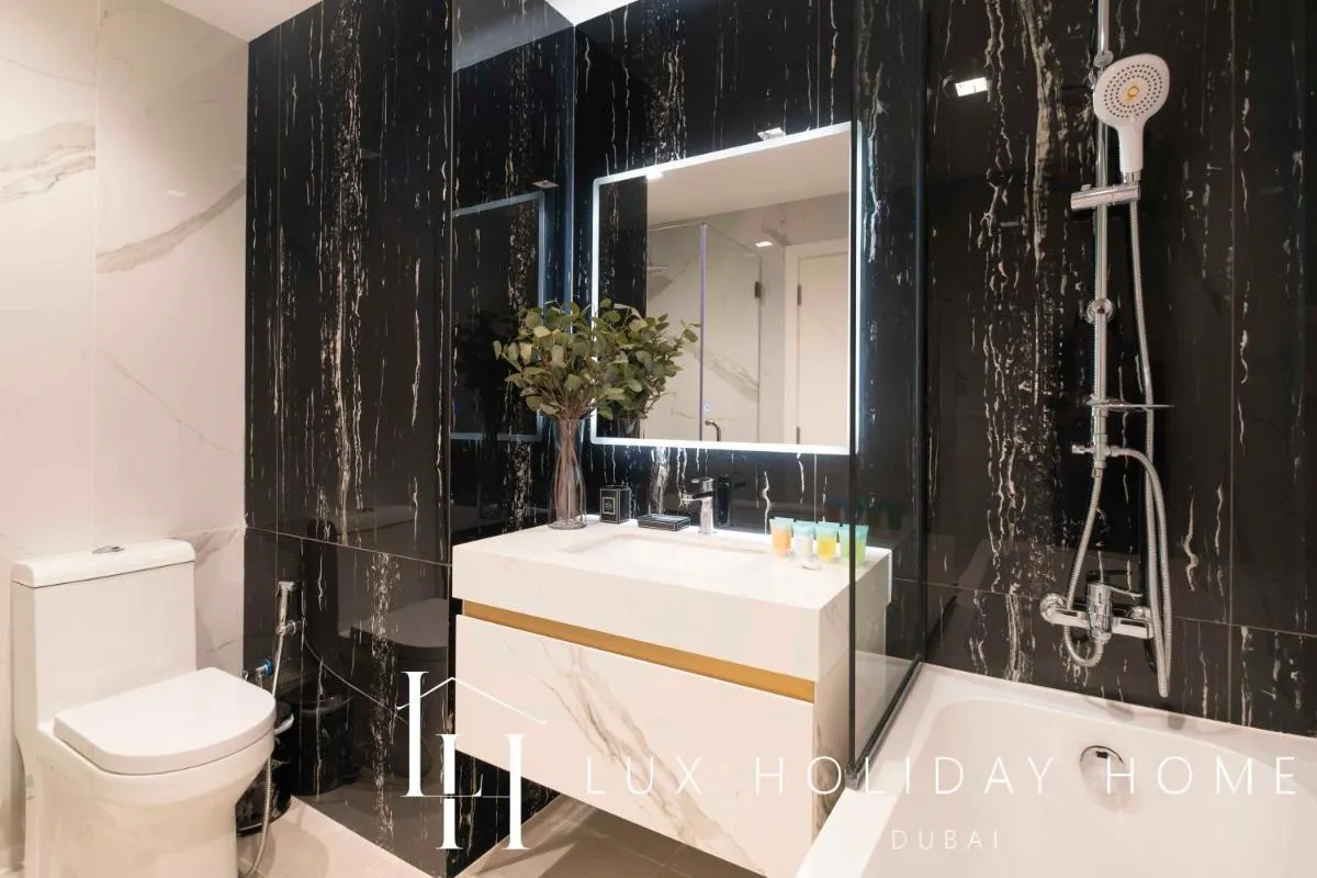 Image 2 of LUX The JBR Premium Sea View Suite