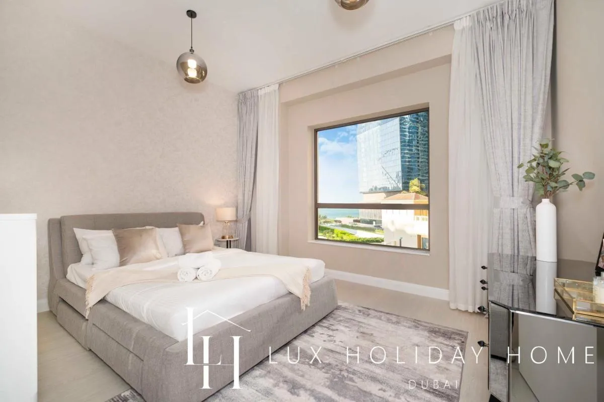 Image 1 of LUX The JBR Premium Sea View Suite