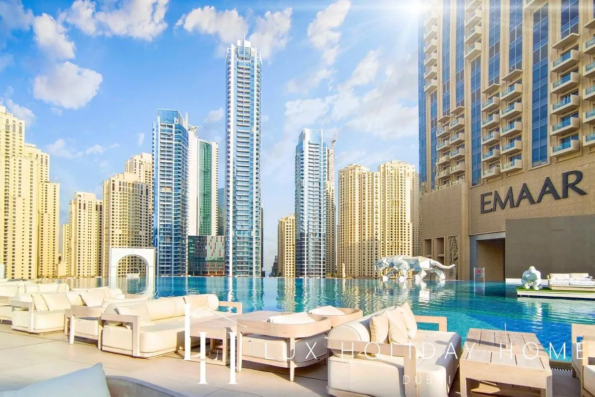 Image 3 of LUX The JW Marina Studio