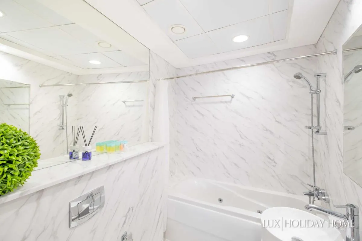 Image 5 of LUX The Marina Ocean View Suite 3
