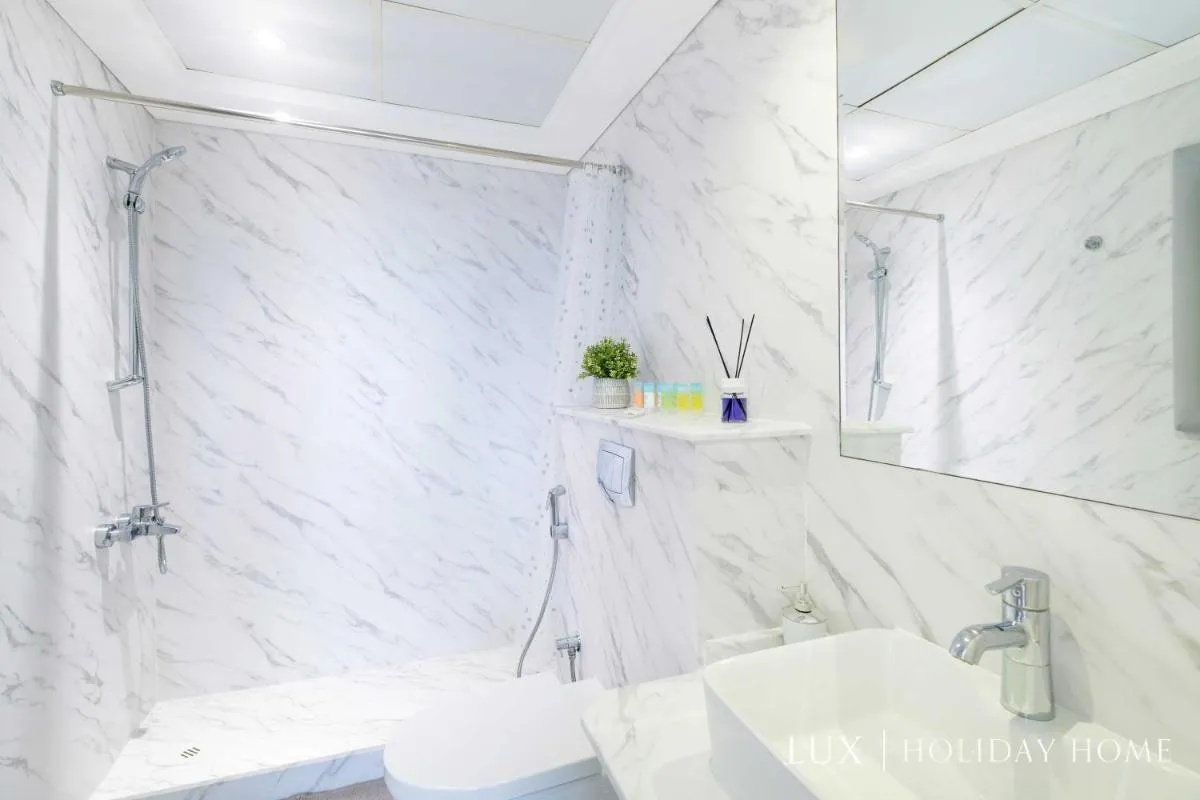 Image 2 of LUX The Marina Ocean View Suite 4