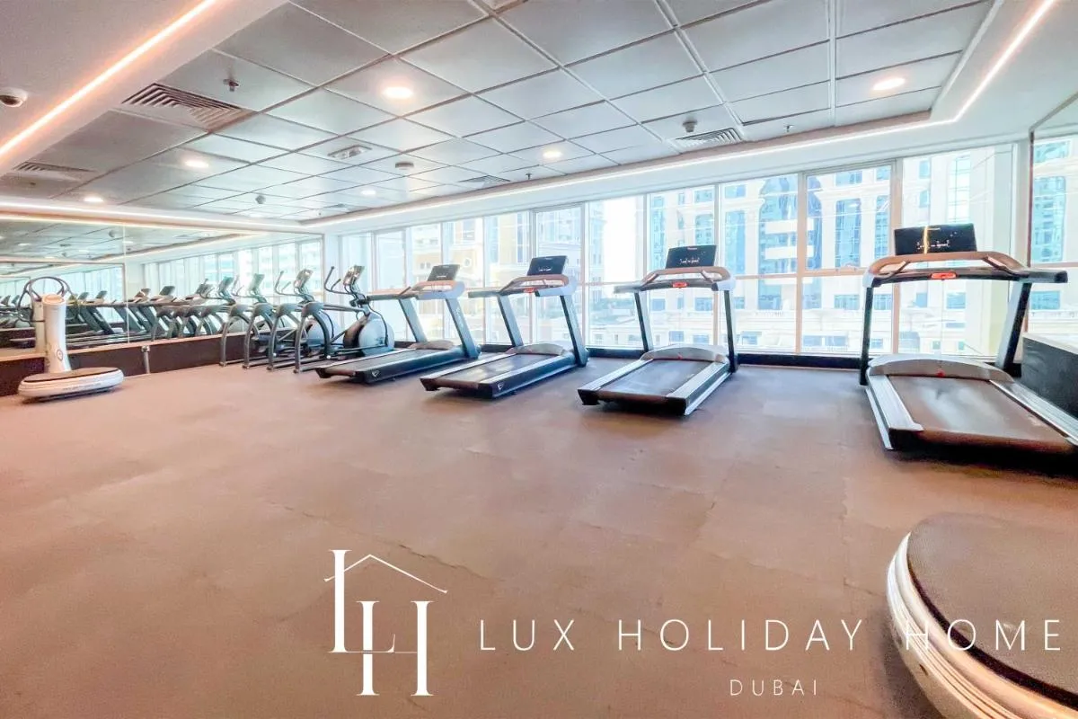 Image 5 of LUX The Marina Sea View Suite 2