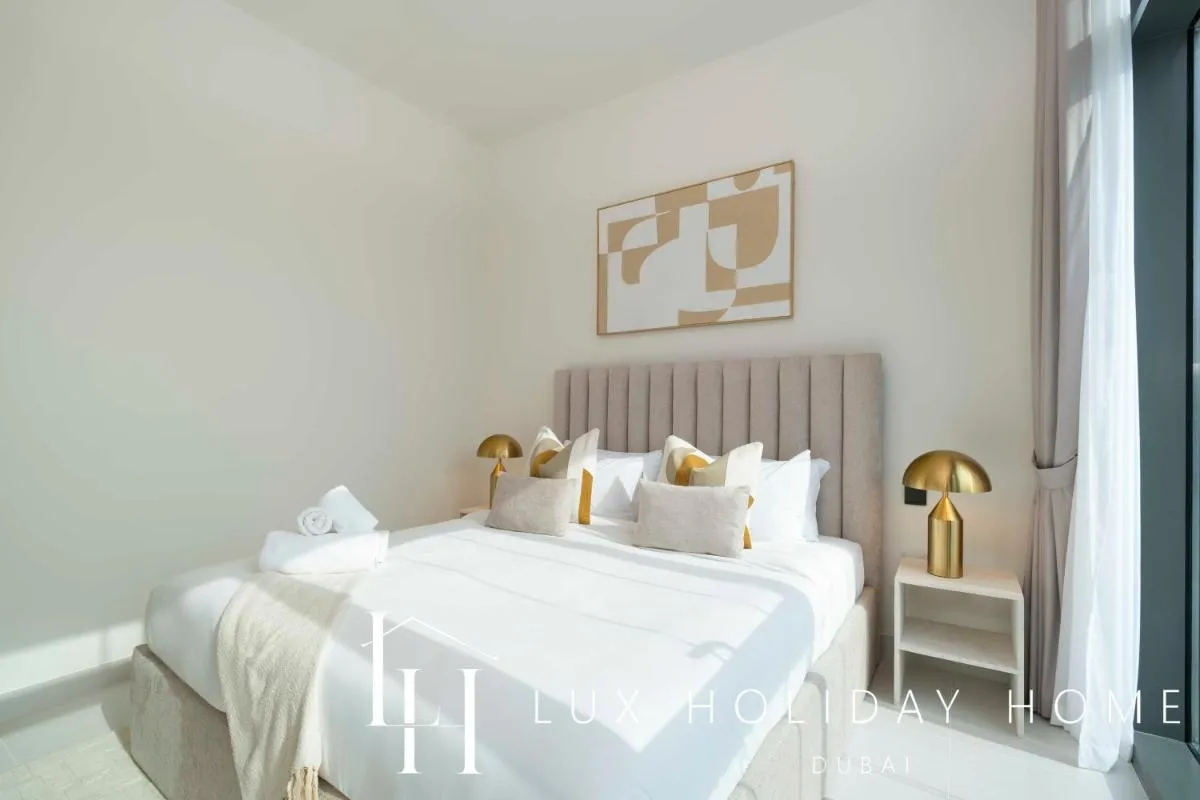 Image 5 of LUX The Marina Vista Beachfront Suite