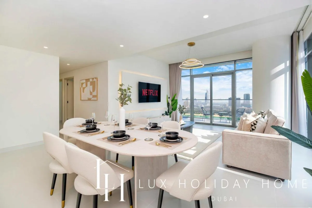 Image 6 of LUX The Marina Vista Beachfront Suite