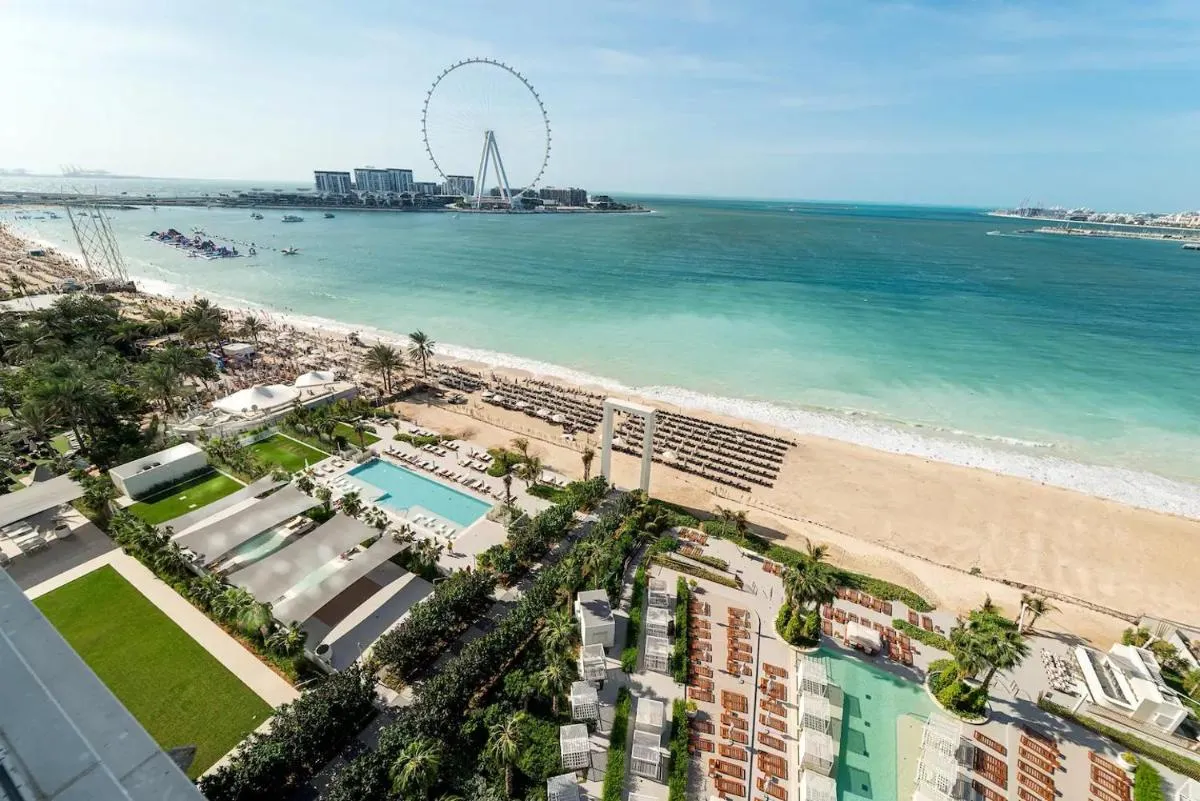 Image 5 of La Vie, JBR