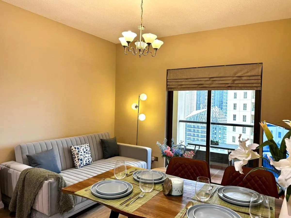 Image 1 of La buena vida holiday homes – Deluxe 3 bedroom apartment on the beach