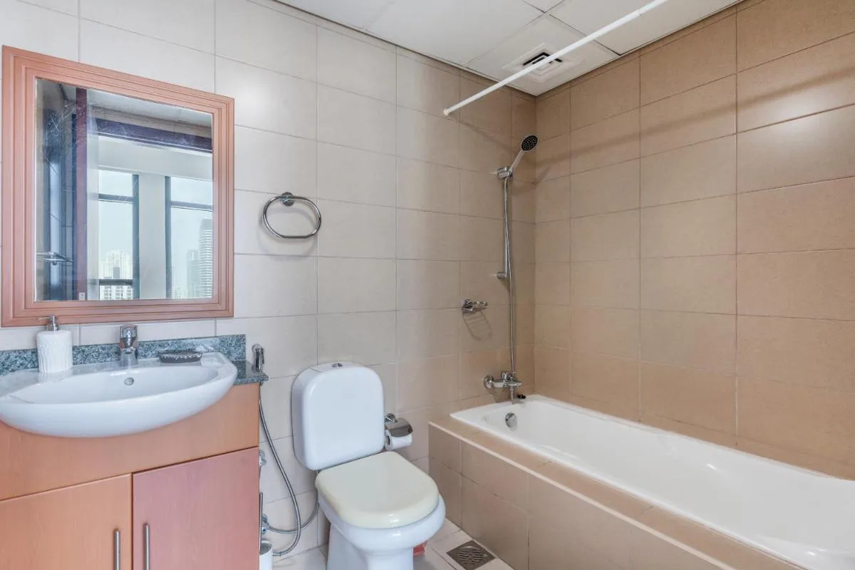 Image 2 of Lakeside Residence – 2BR Apartment – Allsopp&Allsopp