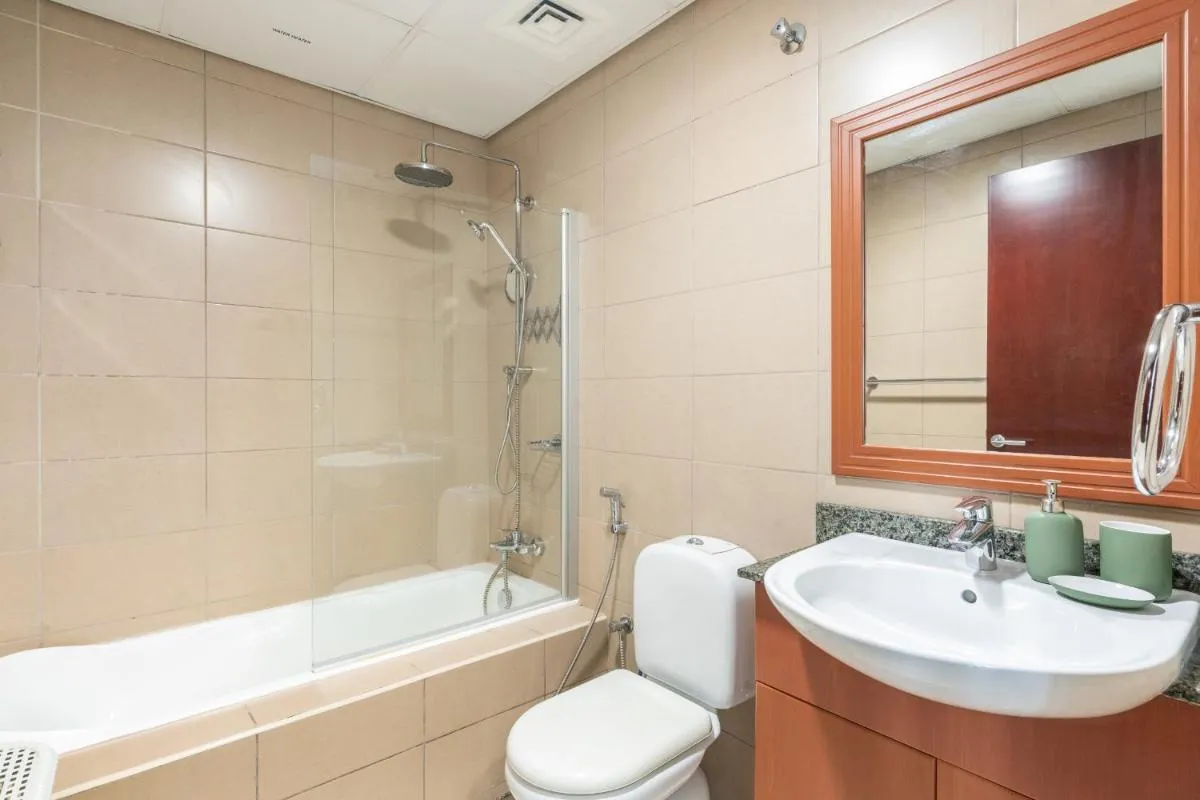 Image 6 of Lakeside Residence – 2BR Apartment – Allsopp&Allsopp