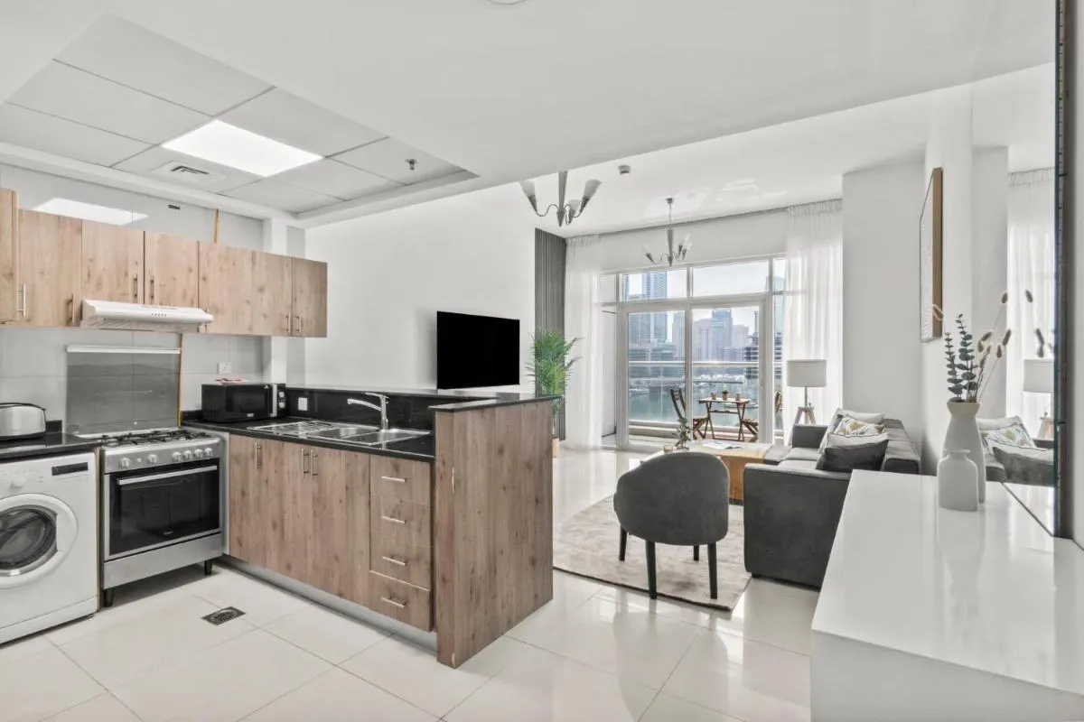Image 3 of Lavish 2BR with Charming Marina View