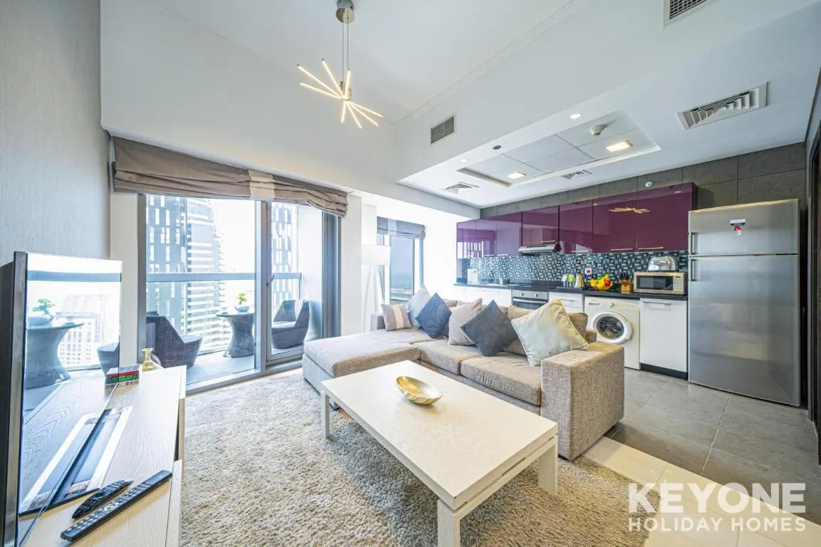 Image of Lavish One Bedroom with Amazing Sun Deck & Pool