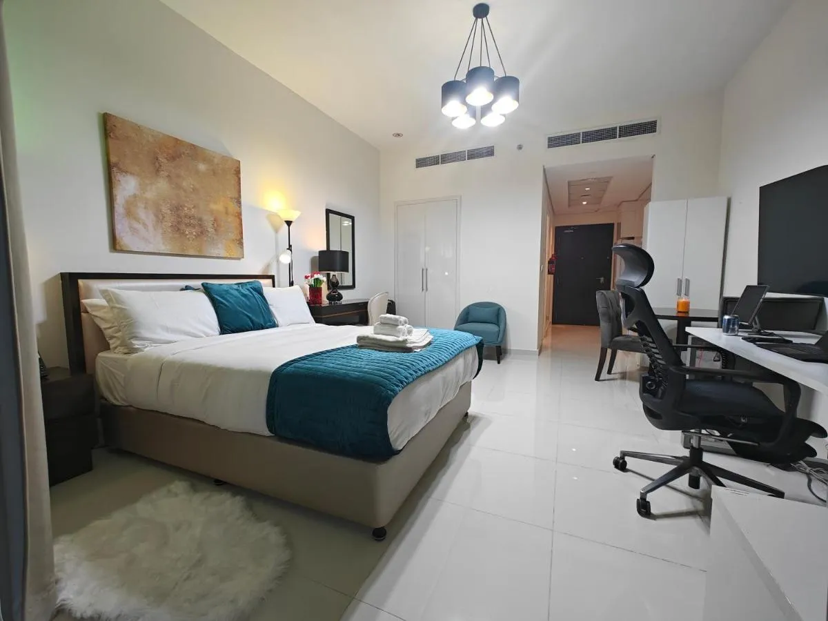Image 1 of LeModCasa: Smart, modern studio in JVC