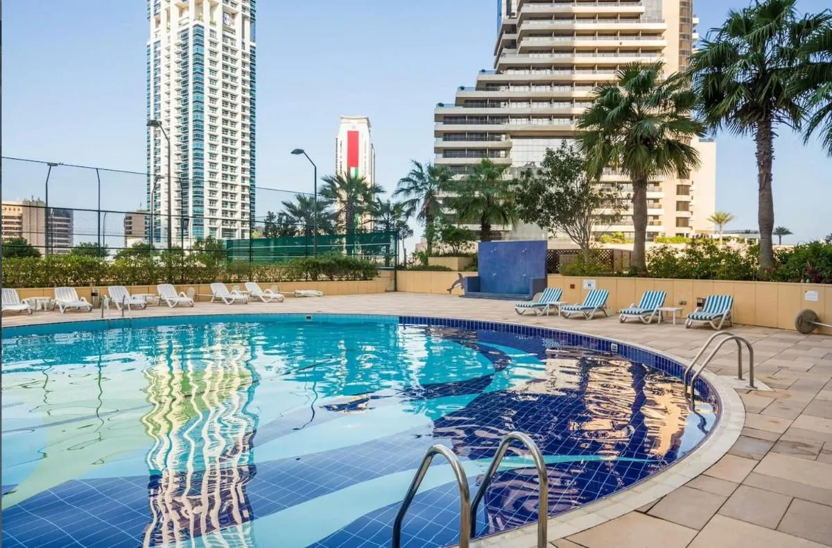 Image 3 of Lovely Marina 1BR w/ Marina Views and walk to beach