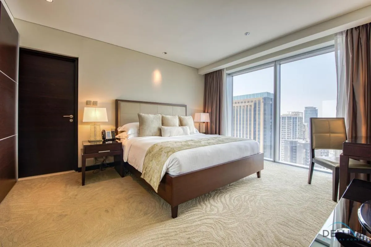 Image 6 of Lush 1 BR at The Address Residences Dubai Marina by Deluxe Holiday Homes